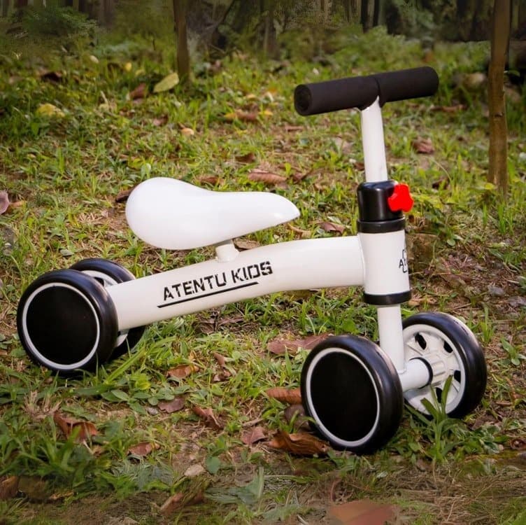 Bicicleta Andador Tico-Tico De Equilíbrio Sem Pedal Infantil 4 Rodas