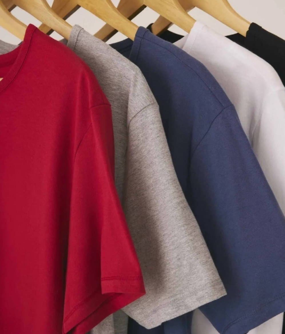 Kit com 5 Camisetas Masculinas Básicas Hering